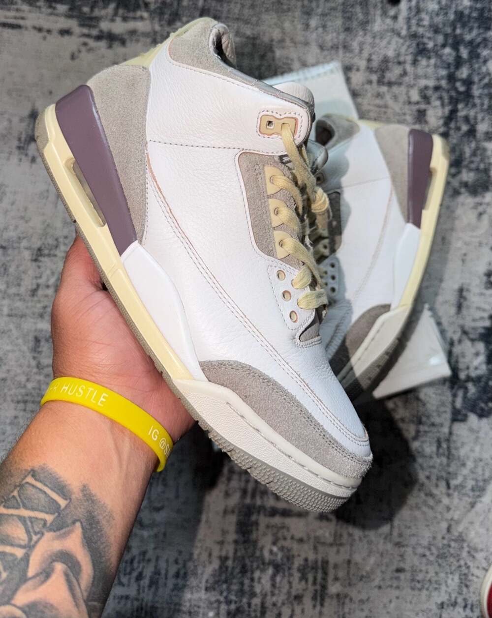 Nike Jordan 3 Retro SP A Ma Maniére Size: 10.5 W/ 9M (DH3434-110)
